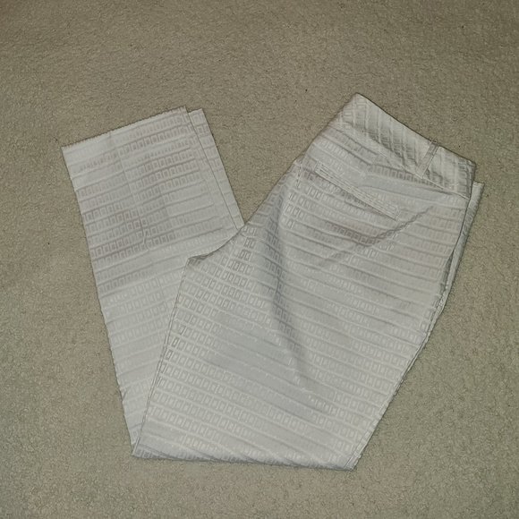 Banana Republic White Martin Fit Crop Length Pants - Picture 1 of 6
